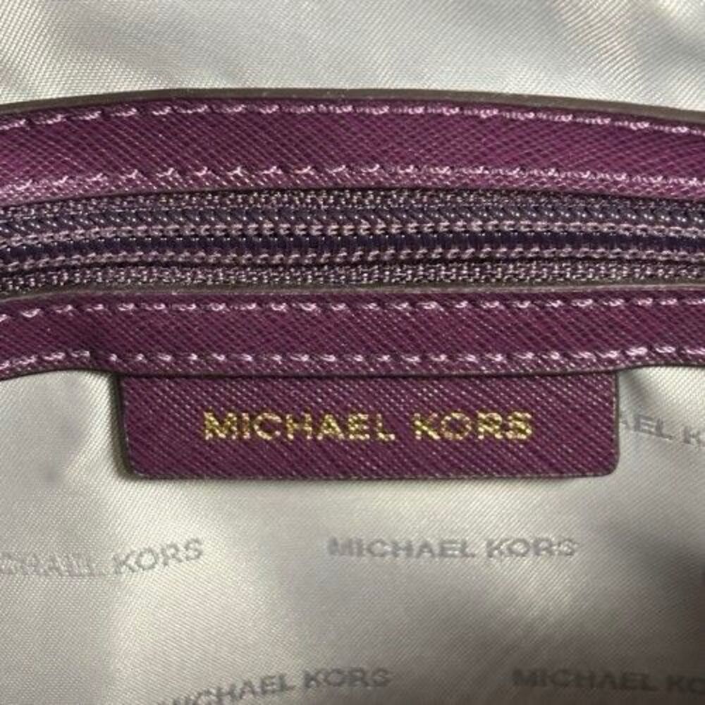 New Michael Kors Purple Cindy Womens Dome Crossbody Shoulder Bag Purse MSRP $198 - Picture 9 of 16